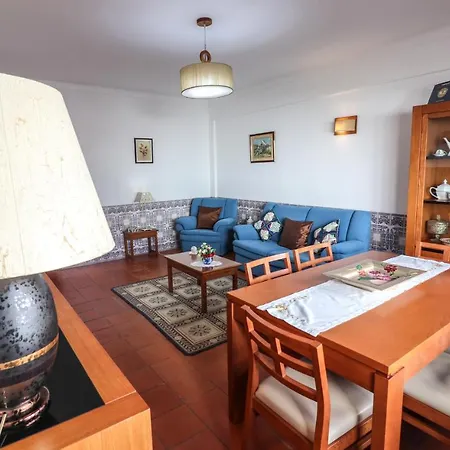Casa Gomes Лагуш